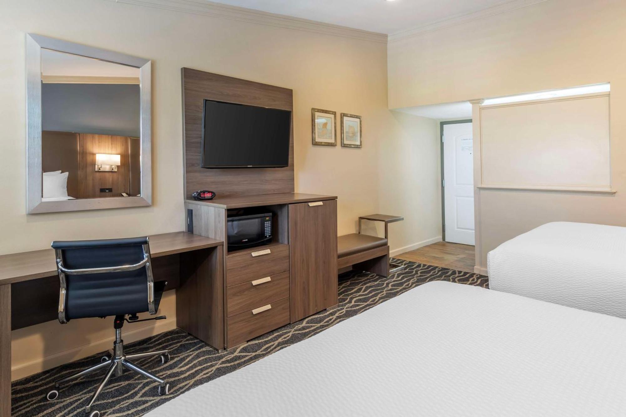 בייקרספילד Best Western Plus Hill House מראה חיצוני תמונה