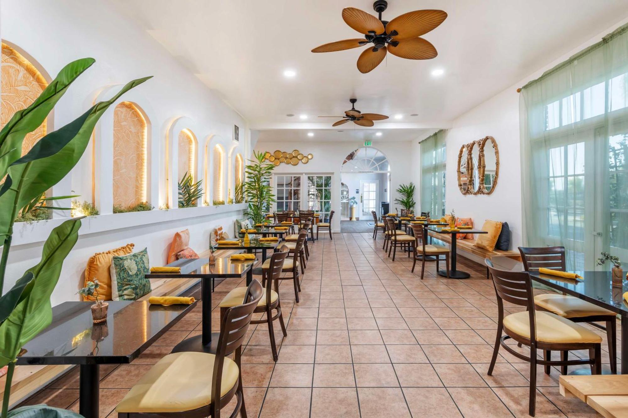 בייקרספילד Best Western Plus Hill House מראה חיצוני תמונה